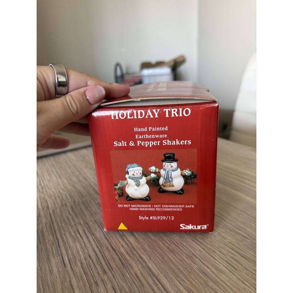Sakura Holiday Trio Snowman Salt & Pepper Shakers Hand Painted w/ Box SL929/12 - Picture 3 of 10